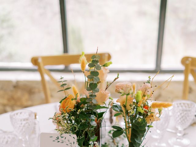 Le mariage de Alex et Léa à Courthézon, Vaucluse 15