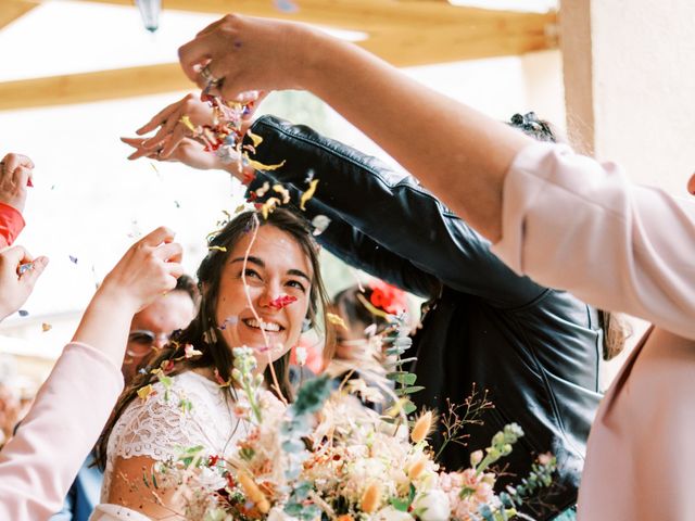 Le mariage de Alex et Léa à Courthézon, Vaucluse 17
