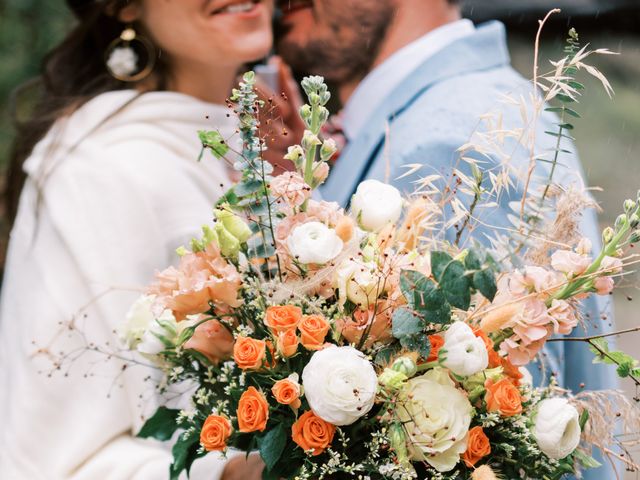 Le mariage de Alex et Léa à Courthézon, Vaucluse 25