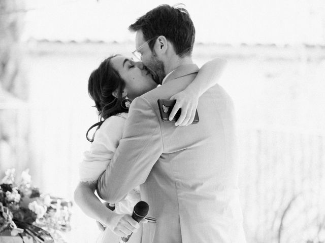 Le mariage de Alex et Léa à Courthézon, Vaucluse 31