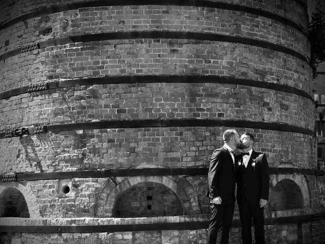 Le mariage de Sylain et Jonathan à Niderviller, Moselle 7