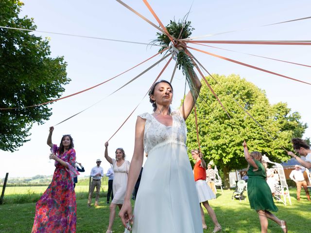 Le mariage de Alexis et Elodie à Sainte-Marie-aux-Anglais, Calvados 56