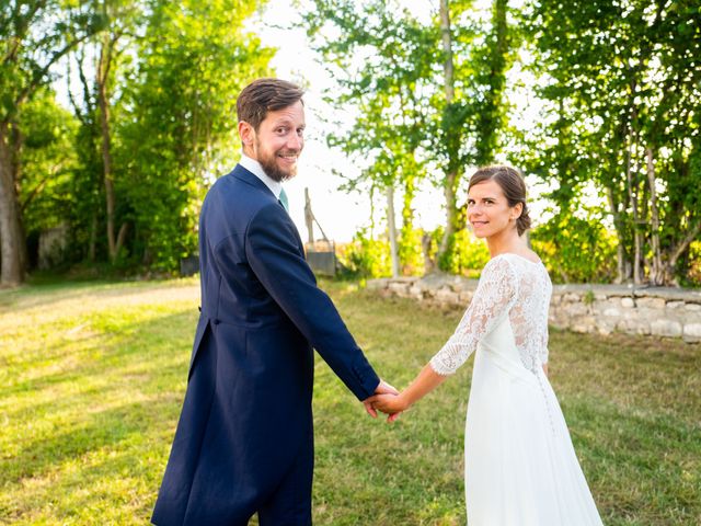 Le mariage de Hugues et Agathe à Saint-Contest, Calvados 23