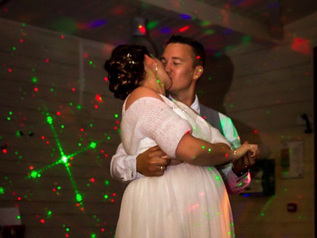 Le mariage de Sébastien et Anne-Laure à Six-Fours les Plages, Var 14