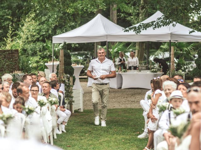 Le mariage de Cédric et Bastien à Ouézy, Calvados 85