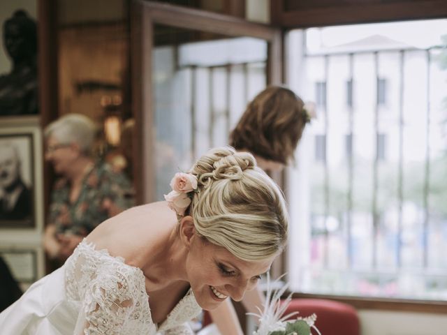 Le mariage de Sandra et David à Sainte-Livrade-sur-Lot, Lot-et-Garonne 12