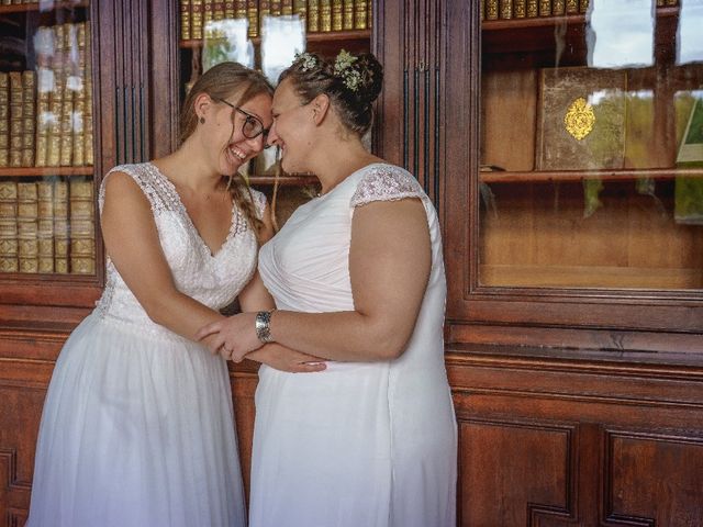 Le mariage de Emilie et Victoria à Semur-en-Auxois, Côte d&apos;Or 20