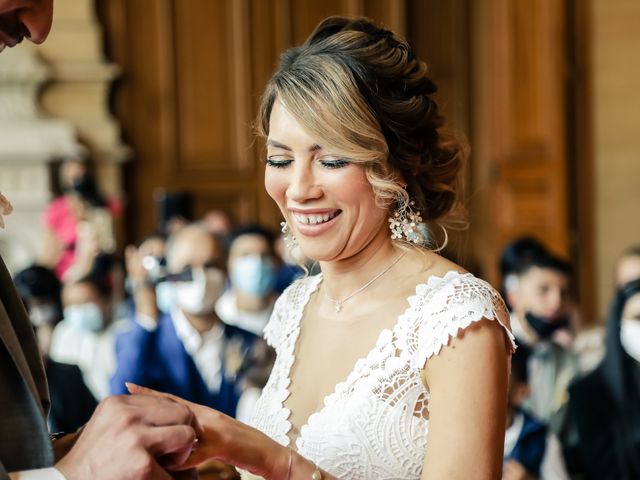 Le mariage de Farid et Lydia à Paris, Paris 38