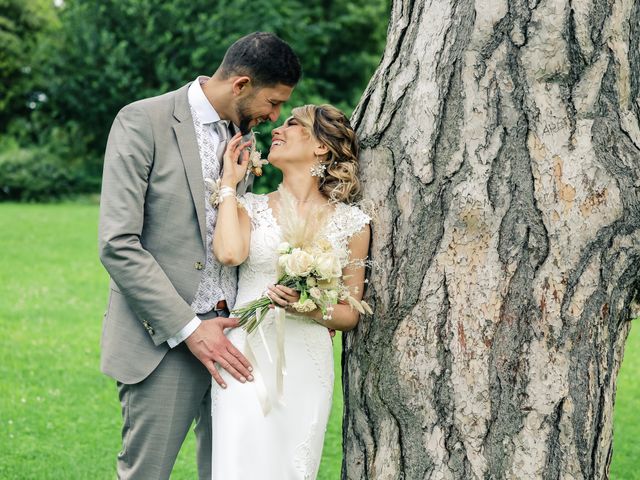 Le mariage de Farid et Lydia à Paris, Paris 54