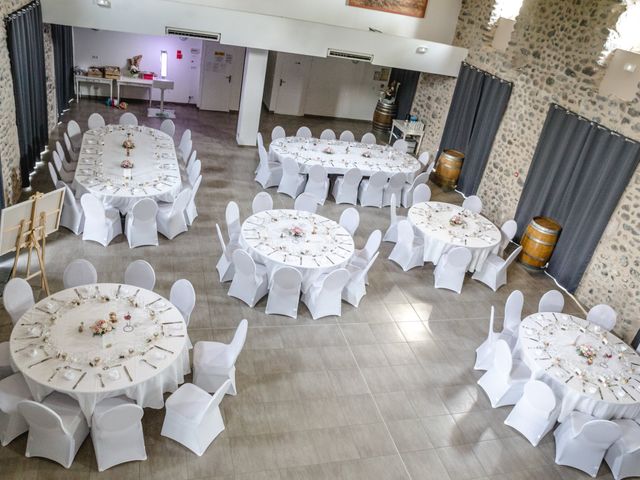 Le mariage de Antoine et Elodie à Lussas, Ardèche 20