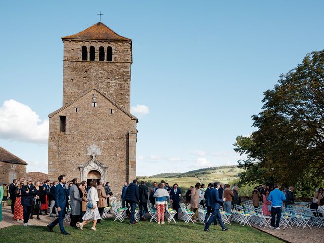 Le mariage de Charles et Julie à Pierreclos, Saône et Loire 18