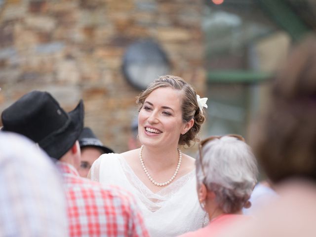 Le mariage de Nicolas et Céline à Connerré, Sarthe 46