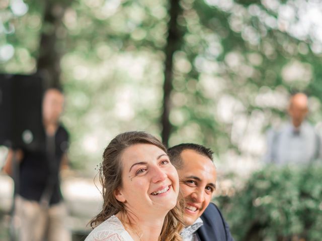 Le mariage de Damien et Elodie à Léoville, Charente Maritime 13