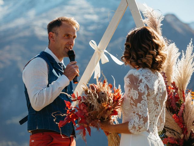 Le mariage de Julien et Vanessa à Seix, Ariège 8