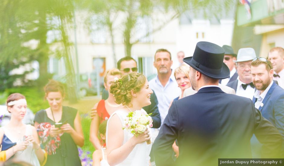 Le mariage de Nicolas et Céline à Connerré, Sarthe