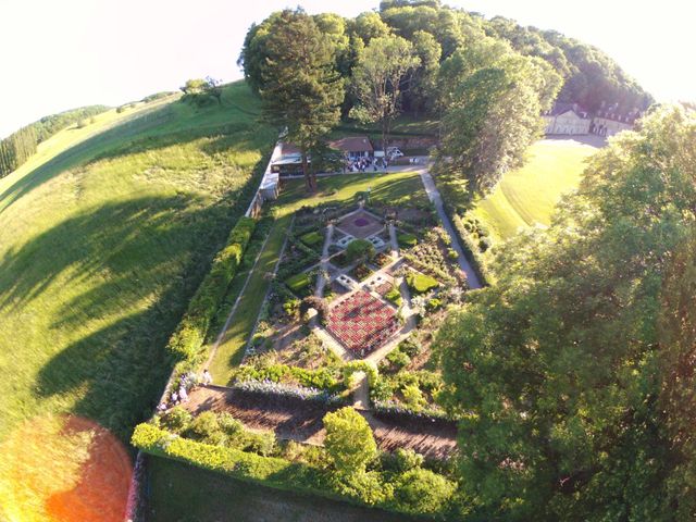 Le mariage de Victor  et Mathilde  à Arlay, Jura 39