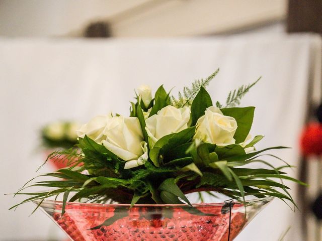 Le mariage de Nathanaël et Laure à Massognes, Vienne 7