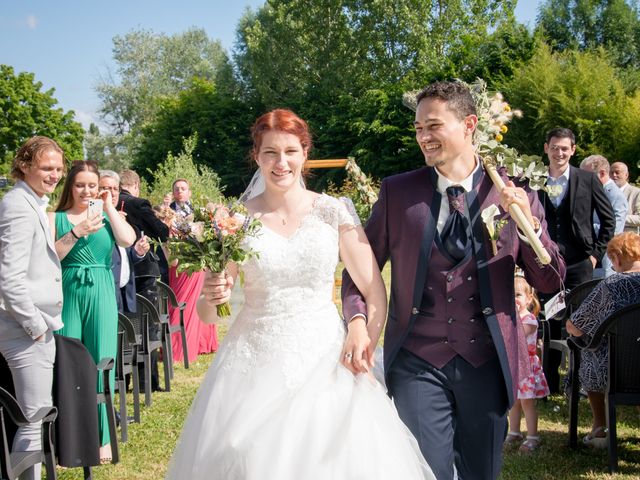 Le mariage de Anthony et Manon à Anneville-Ambourville, Seine-Maritime 42