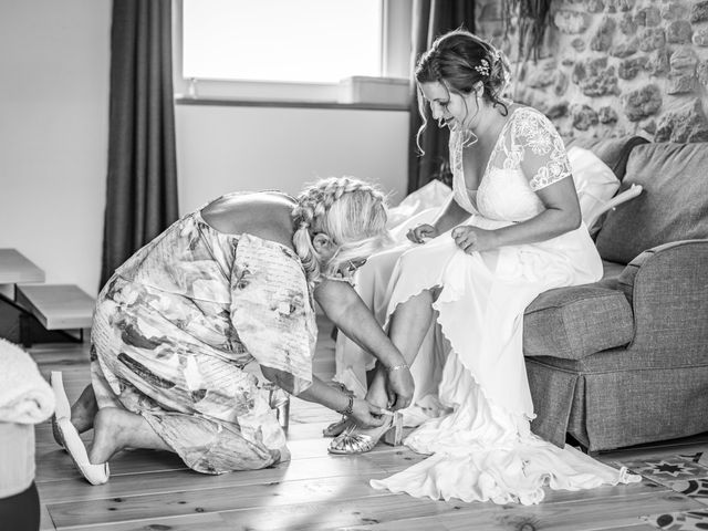 Le mariage de Yann et Laura à Saint-Thomas-en-Royans, Drôme 13