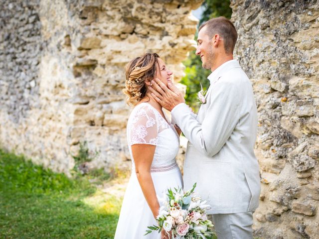 Le mariage de Yann et Laura à Saint-Thomas-en-Royans, Drôme 19