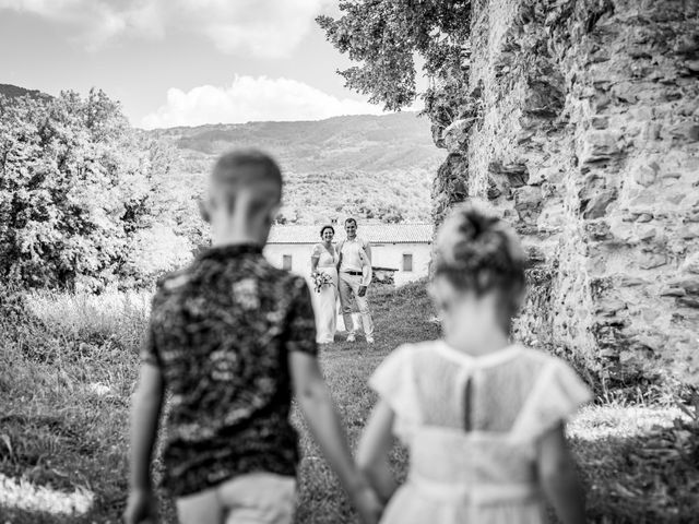 Le mariage de Yann et Laura à Saint-Thomas-en-Royans, Drôme 18