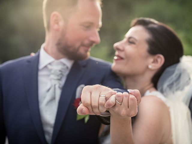 Le mariage de Rémy et Laurie à Solliès-Pont, Var 111