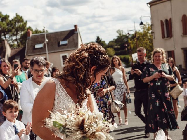 Le mariage de Sébastien et Amélie à Arpheuilles-Saint-Priest, Allier 12