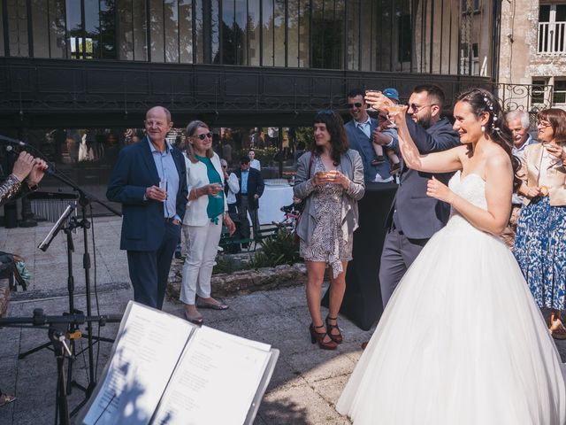 Le mariage de Sylvain et Sara à Trédion, Morbihan 16