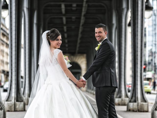 Le mariage de David et Aravnie à Paris, Paris 1