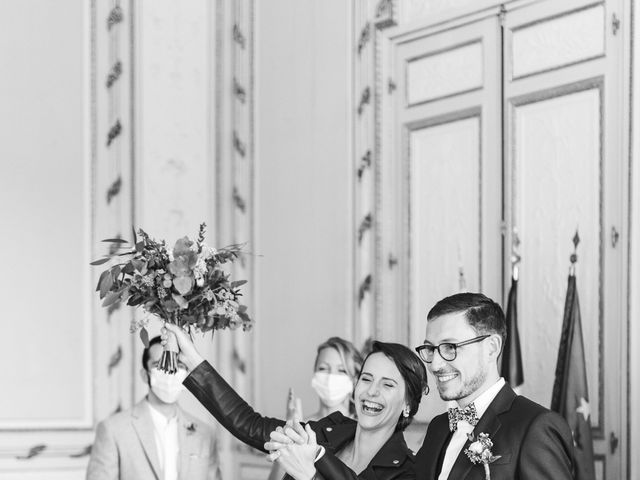 Le mariage de Alexandre et Margot à Lignan-de-Bordeaux, Gironde 12