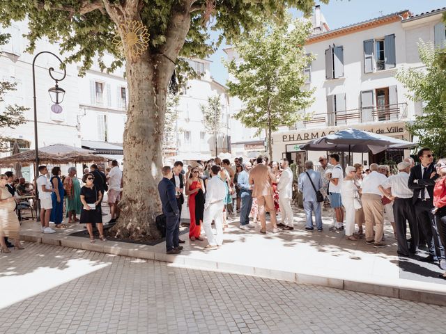 Le mariage de Xavier et Marion à Peyrolles-en-Provence, Bouches-du-Rhône 2