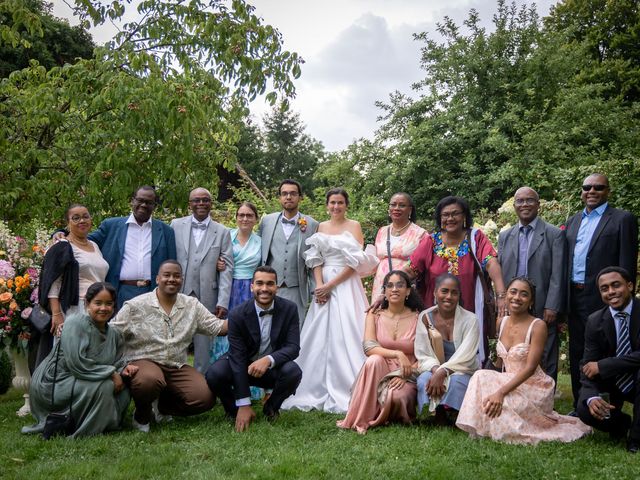 Le mariage de Salim et Lauriane à Coye-la-Forêt, Oise 24