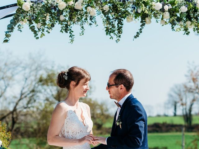 Le mariage de Sebastien et Laetitia à Plonéour-Lanvern, Finistère 29