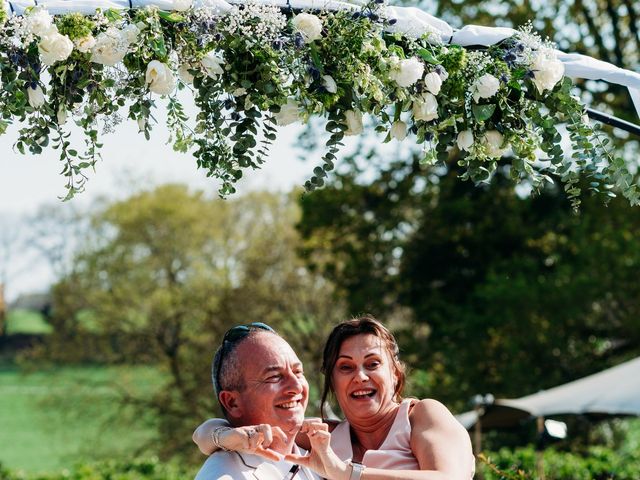 Le mariage de Sebastien et Laetitia à Plonéour-Lanvern, Finistère 39