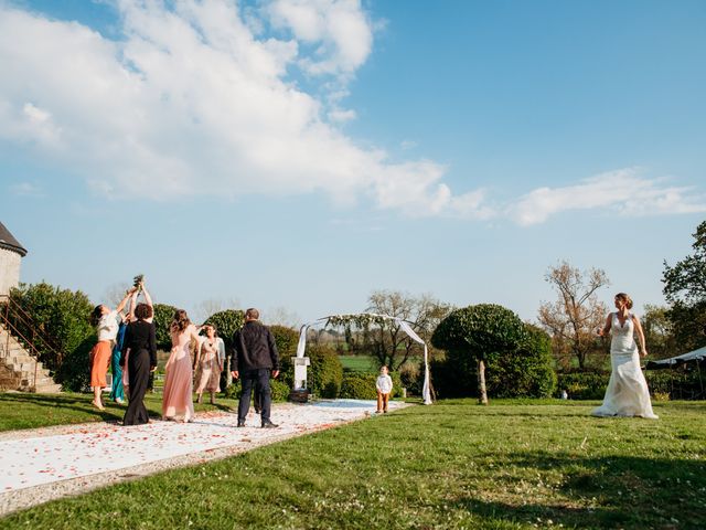 Le mariage de Sebastien et Laetitia à Plonéour-Lanvern, Finistère 43