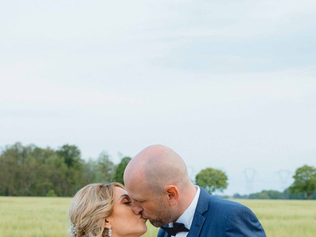 Le mariage de Romain et Sarah à Le Châtelet-en-Brie, Seine-et-Marne 31