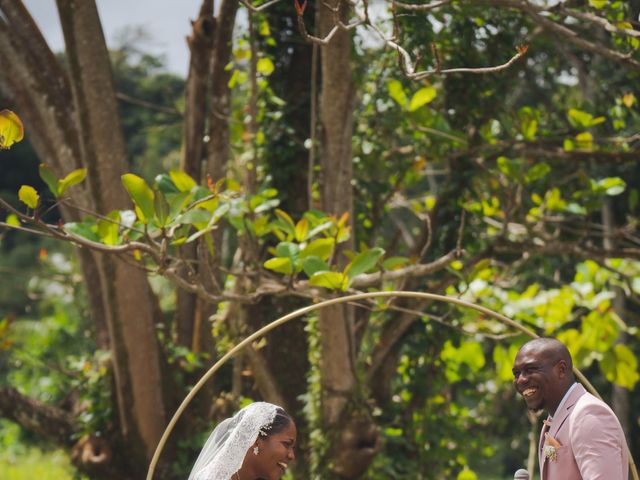 Le mariage de Nathan et Lya à Saint-Esprit, Martinique 10