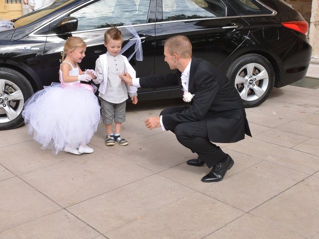 Le mariage de Renaud et Justine à Saint-Maximin-la-Sainte-Baume, Var 17