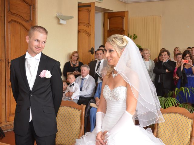Le mariage de Renaud et Justine à Saint-Maximin-la-Sainte-Baume, Var 24
