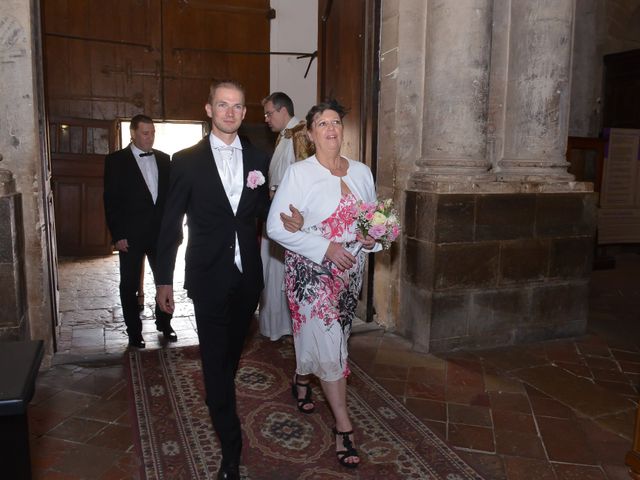 Le mariage de Renaud et Justine à Saint-Maximin-la-Sainte-Baume, Var 28