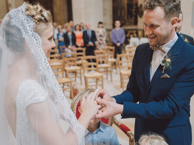 Le mariage de Jean Baptiste  et Maja  à Latresne, Gironde 10