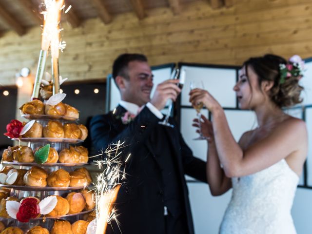 Le mariage de Thomas et Élisa à La Chapelle-de-Guinchay, Saône et Loire 2