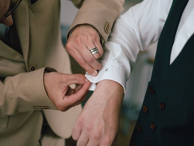 Le mariage de John et Angélique à Ouézy, Calvados 5