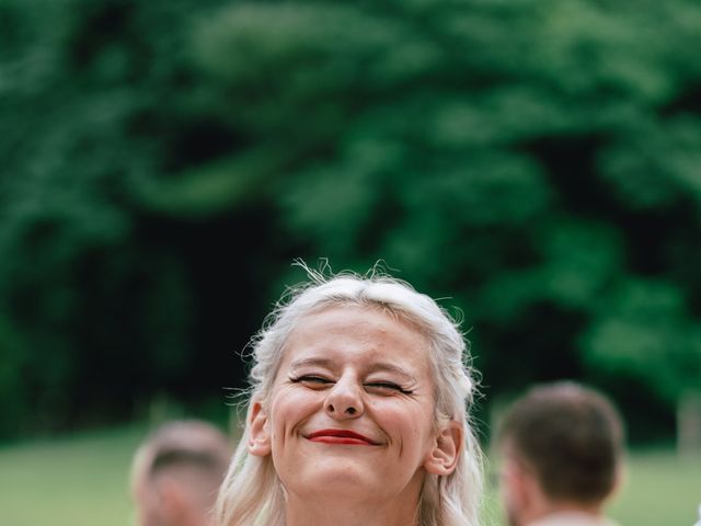 Le mariage de John et Angélique à Ouézy, Calvados 28