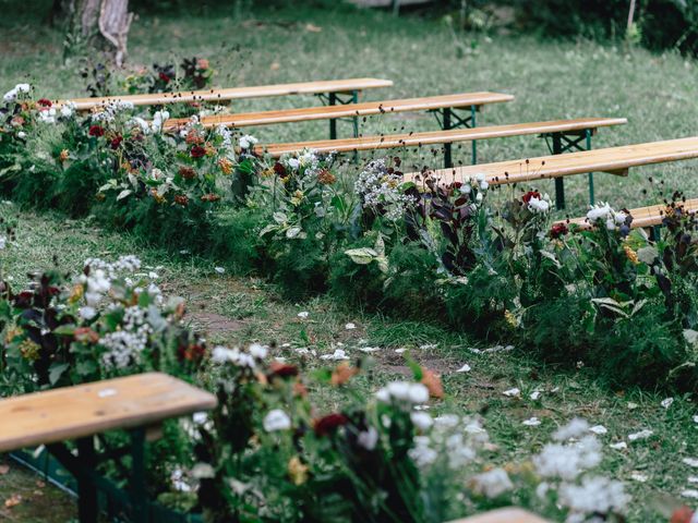 Le mariage de John et Angélique à Ouézy, Calvados 30