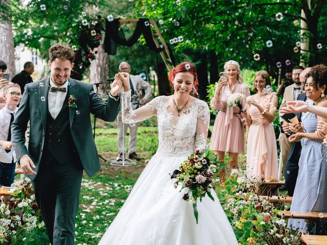 Le mariage de John et Angélique à Ouézy, Calvados 37