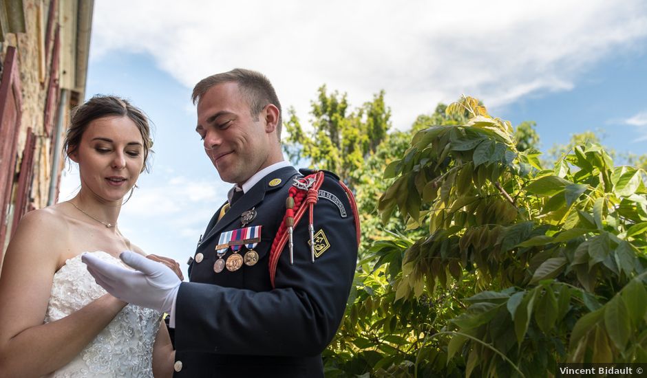 Le mariage de Thomas et Élisa à La Chapelle-de-Guinchay, Saône et Loire