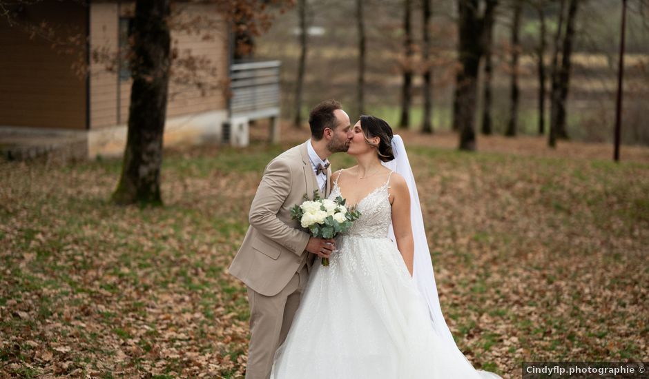 Le mariage de Fredy et Samantha à Le Massegros, Lozère