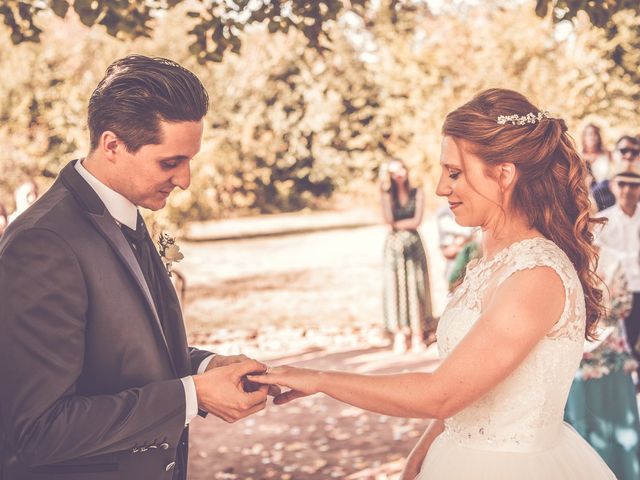 Le mariage de Stéphane et Isabelle à Montbrison, Drôme 11