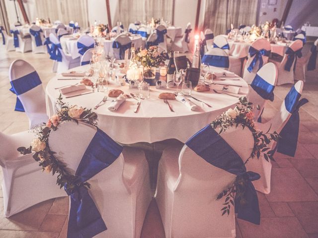 Le mariage de Stéphane et Isabelle à Montbrison, Drôme 19